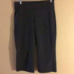Athleta Capri's size medium